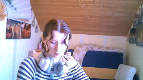 adorable_sparkle online show from 02.13.25