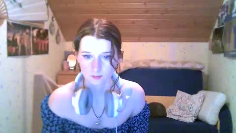 adorable_sparkle online show from 02.14.25