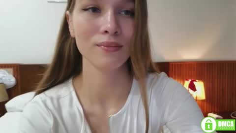 Lia  online show from 04.20.26