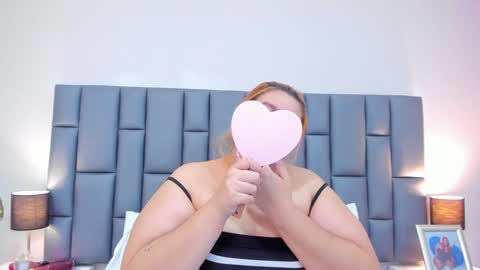 Snapshot of adreeaperez1 chatting on 01.20.25 ANDREA PEREZ online show from 01.20.25