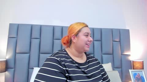 Snapshot of adreeaperez1 chatting on 01.22.25 ANDREA PEREZ online show from 01.22.25