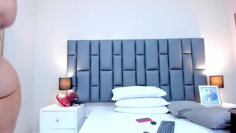 Snapshot of adreeaperez1 chatting on 01.30.25 ANDREA PEREZ online show from 01.30.25