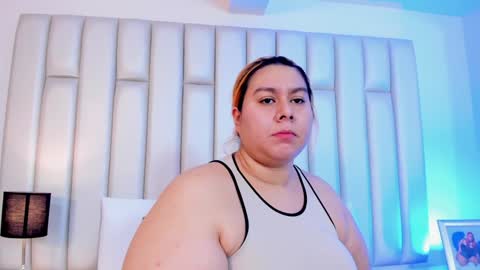 Snapshot of adreeaperez1 chatting on 02.08.25 ANDREA PEREZ online show from 02.08.25