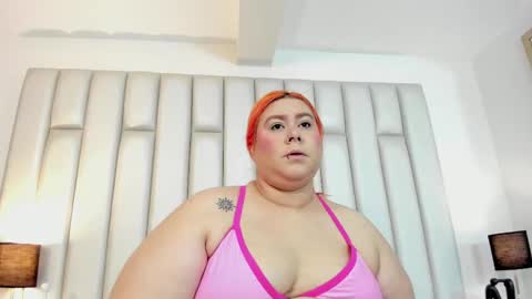 Snapshot of adreeaperez1 chatting on 09.18.25 ANDREA PEREZ online show from 09.18.25