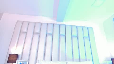 Snapshot of adreeaperez1 chatting on 02.18.26 ANDREA PEREZ online show from 02.18.26