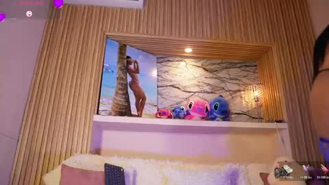 Snapshot of adri_crof chatting on 05.08.26 Adri crof online show from 05.08.26
