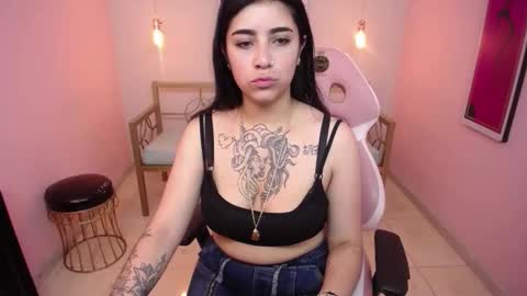 Adri  online show from 02.25.26