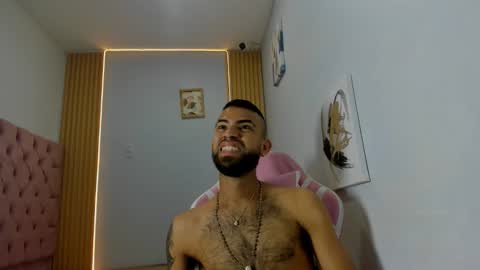 adri_sexboy229 online show from 09.09.25