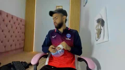 adri_sexboy229 online show from 09.16.25