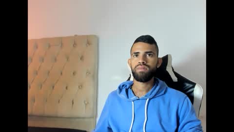 adri_sexboy229 online show from 09.27.25