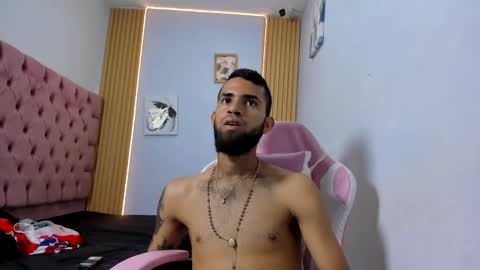 adri_sexboy229 online show from 10.08.25