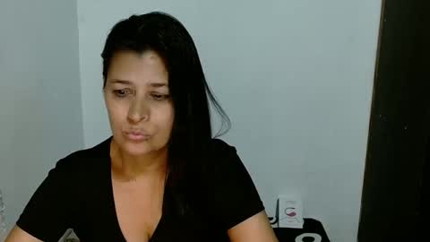 Snapshot of adriana_milf chatting on 03.26.26 Adriana milf online show from 03.26.26