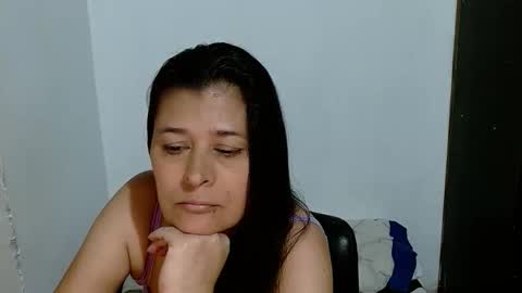 Snapshot of adriana_milf chatting on 04.05.26 Adriana milf online show from 04.05.26