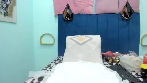 adriana online show from 05.08.26