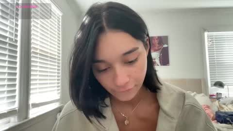 Snapshot of adriannarodriguez chatting on 10.09.25 Adrianna  online show from 10.09.25