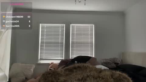 Snapshot of adriannarodriguez chatting on 11.21.25 Adrianna online show from 11.21.25