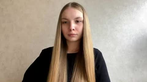 Caroline online show from 08.02.26