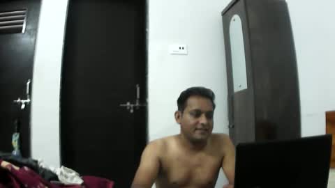 Snapshot of adudeandsexy chatting on 10.11.25 adudeandsexy online show from 10.11.25