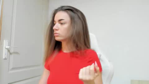 Snapshot of adventurina chatting on 11.07.25 adventurina online show from 11.07.25