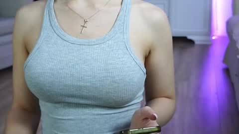 Aelia online show from 02.04.26