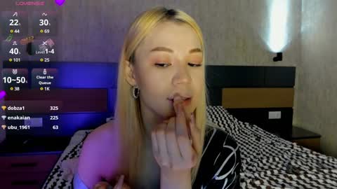 Snapshot of aeries_steel chatting on 12.14.24 Aeries online show from 12.14.24