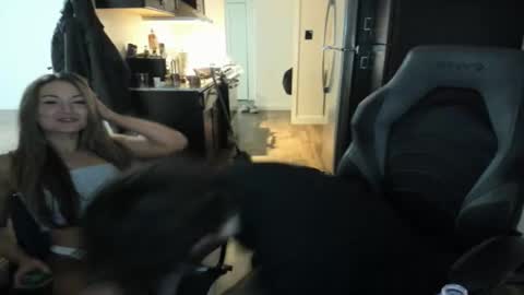 Snapshot of aesus3x chatting on 02.23.26 Niko online show from 02.23.26