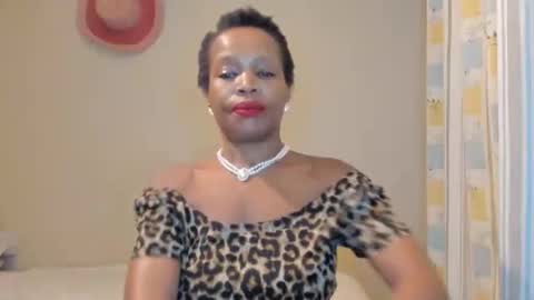 Snapshot of aficangagqueen chatting on 01.18.26 AfricanSquirtQueen online show from 01.18.26