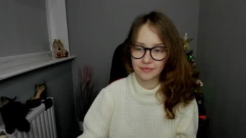 Snapshot of afinacutie chatting on 01.03.25 Afina online show from 01.03.25