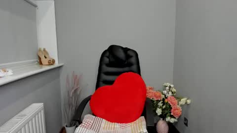 Snapshot of afinacutie chatting on 01.23.25 Afina online show from 01.23.25