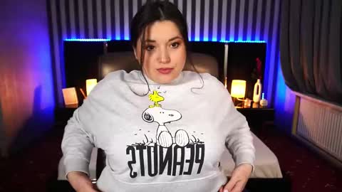 Snapshot of afinalin chatting on 02.18.25 afinalin online show from 02.18.25