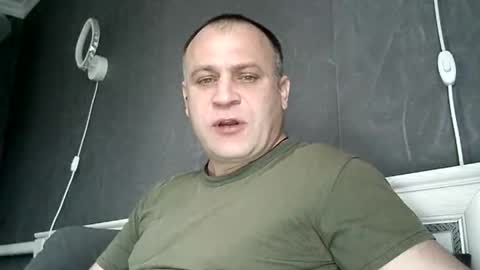 Sasha online show from 12.17.25