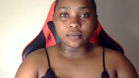 Snapshot of african001 chatting on 09.29.25 stella online show from 09.29.25