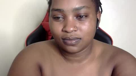 Snapshot of african001 chatting on 11.14.25 stella online show from 11.14.25