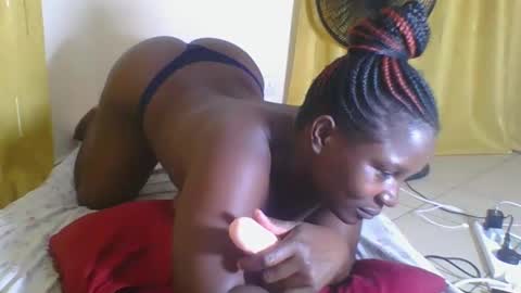 ELIZABETH online show from 09.25.25