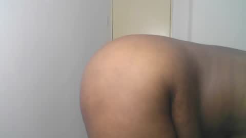 Snapshot of africanbusty chatting on 01.18.25 ONLYFAN-Africanbusty online show from 01.18.25