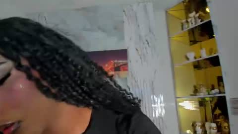 Snapshot of afrikan_diva chatting on 07.04.26 afrikan_diva online show from 07.04.26