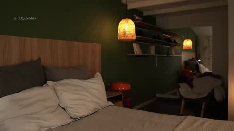 Emma online show from 11.16.25