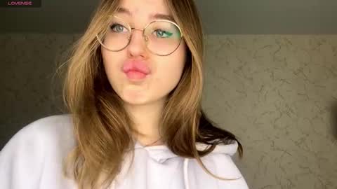 Snapshot of afroditacaree chatting on 03.19.26 Kind sensual Emma fav pattern 2266 online show from 03.19.26