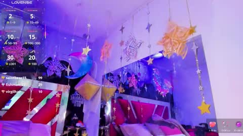 Snapshot of afroditagreenn chatting on 11.22.25 Afrodita online show from 11.22.25