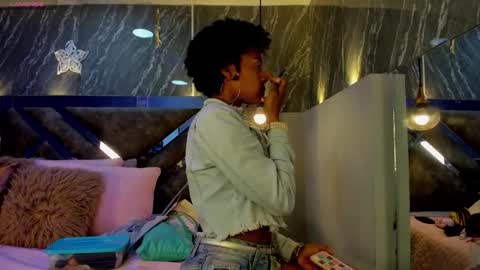 Snapshot of afroditagreenn chatting on 02.04.26 Afrodita online show from 02.04.26