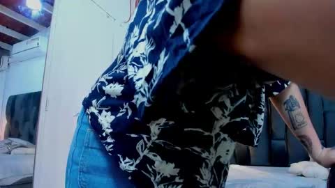 Snapshot of afroditaleclair chatting on 11.27.25 Afrodita online show from 11.27.25