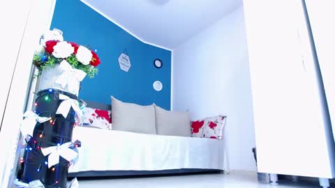 Amalia online show from 12.23.24