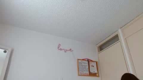 afrodithaa_ online show from 01.05.26