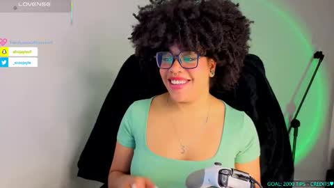 Snapshot of afrojayleof chatting on 10.30.25 Jayle online show from 10.30.25