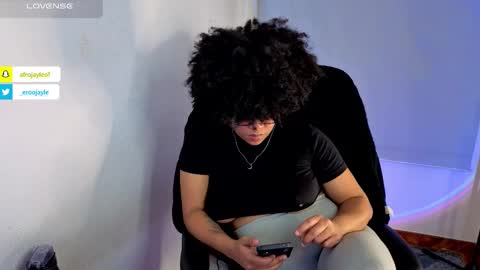 Snapshot of afrojayleof chatting on 11.09.25 Jayle online show from 11.09.25