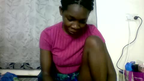 Snapshot of afronubians_ chatting on 02.07.25 pink and josphen online show from 02.07.25