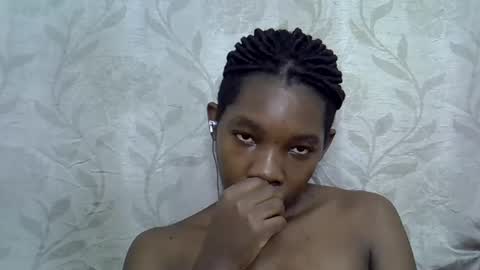 Snapshot of afronubians_ chatting on 02.24.25 pink and josphen online show from 02.24.25