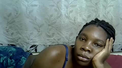 Snapshot of afronubians_ chatting on 02.24.25 pink and josphen online show from 02.24.25