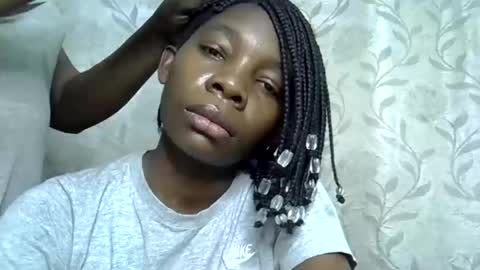 Snapshot of afronubians_ chatting on 03.02.25 pink and josphen online show from 03.02.25