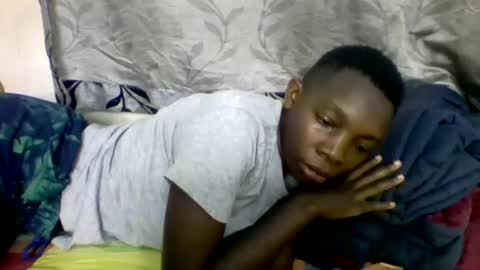 Snapshot of afronubians_ chatting on 03.10.25 pink and josphen online show from 03.10.25